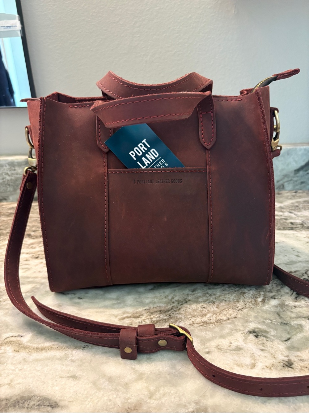 Portland Leather Lola Crossbody tote. - Picture 11 of 11